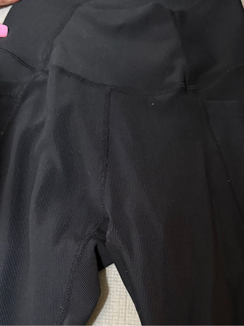 Women’s High-Waist Black Leggings